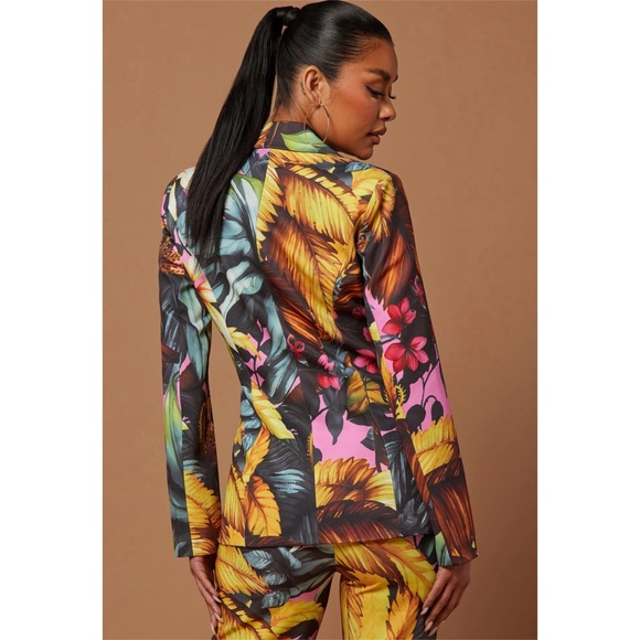 NWT Fashion Nova Women’s Floral Suit - Picture 4 of 5